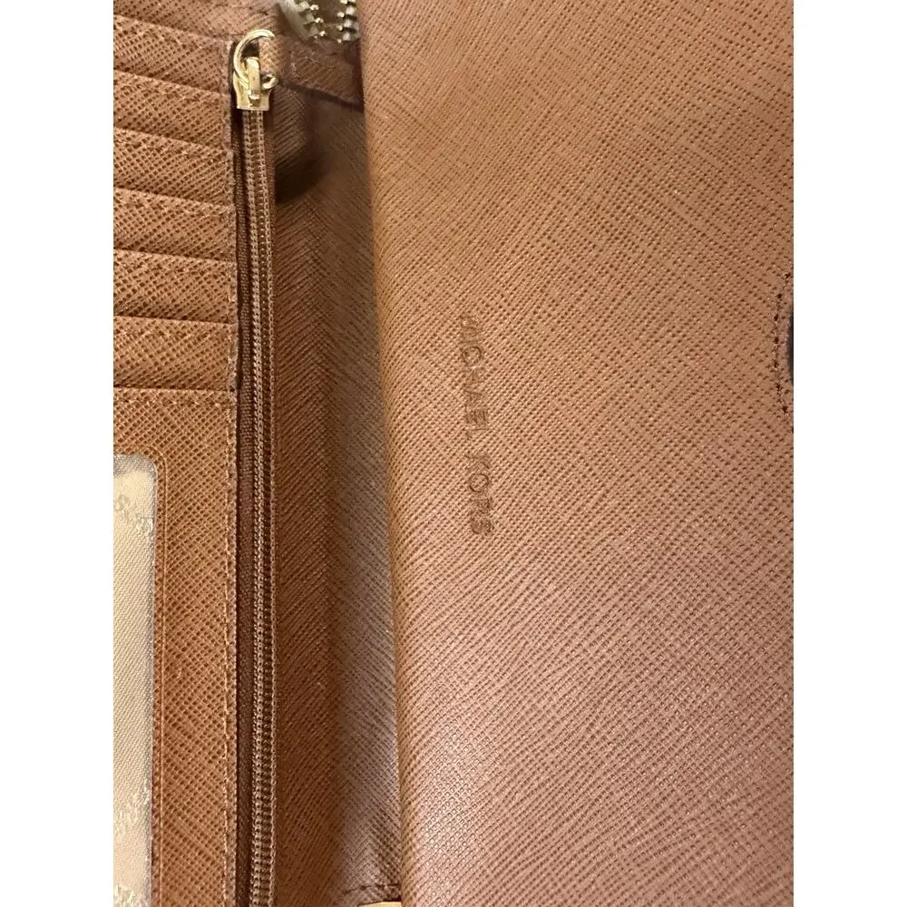 MICHAEL KORS Jet Set Signature Logo Smartphone Wristlet Wallet Brown Cream